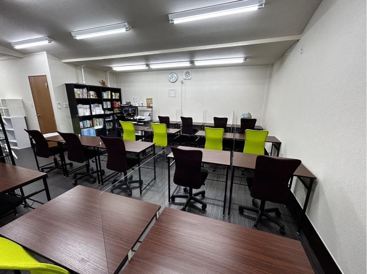 個別指導塾 学習空間 浜松天王教室5