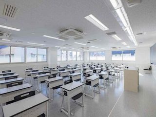 駿台予備学校 教室 3