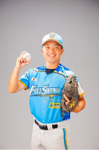 フルスイングベースボールスクール 石神井教室の先生