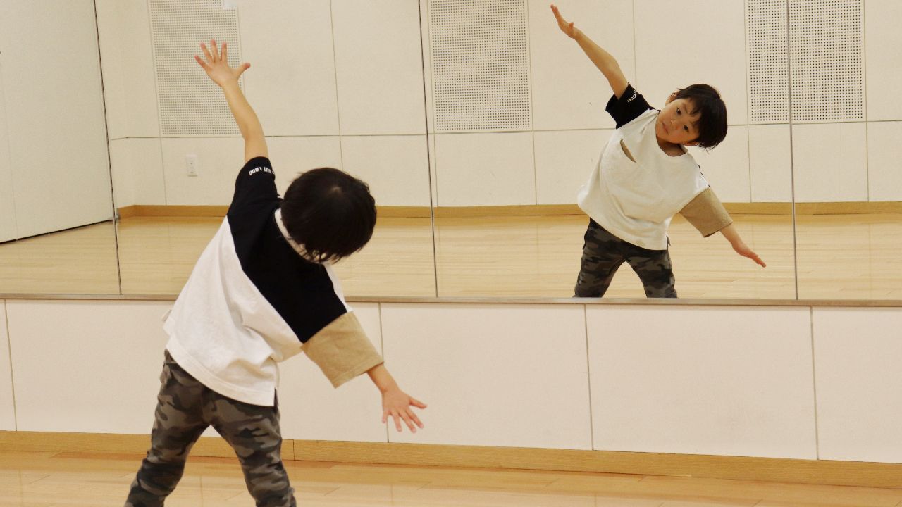 北海道日本ハムファイターズ ダンスアカデミー ラソラ札幌 マナビヤ ...