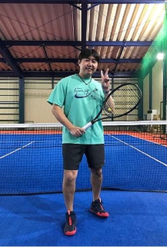 テニスラウンジ テニスラウンジ長良の先生