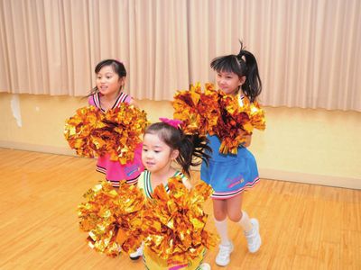 メガロス キッズチアダンススクール 三鷹のキッズクラス
