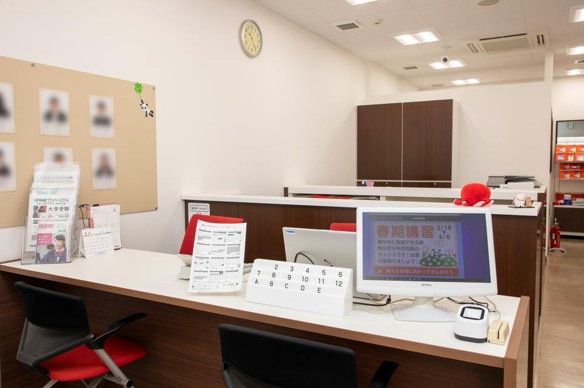 研伸館プライベートスクール 中高一貫・大学受験 西宮校4