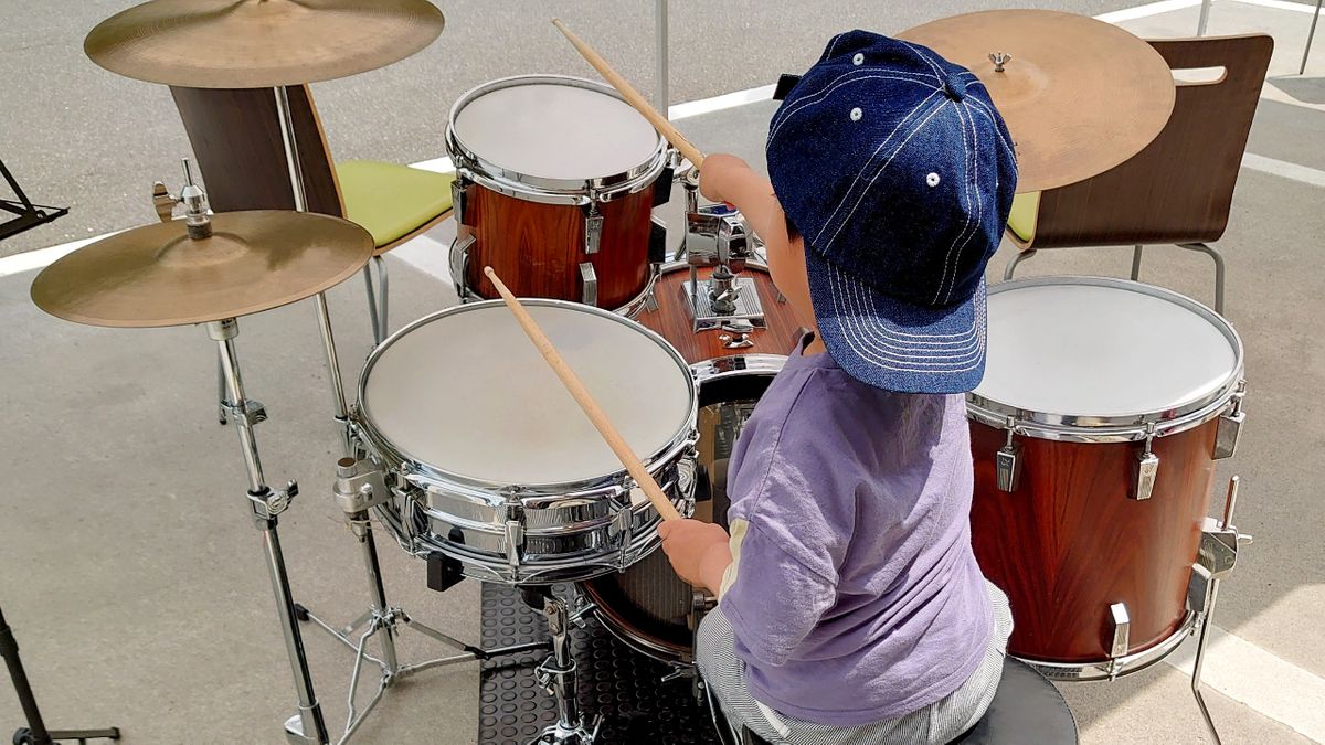 ROCK ON Music School【ドラム】 リペアガレージ