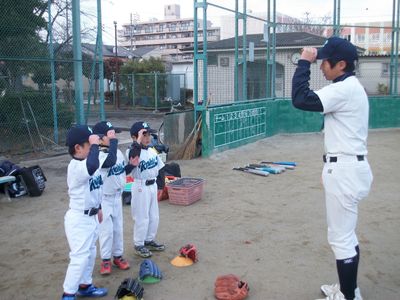 ルーキーズJrベースボールクラブ 岡崎南教室の幼児クラス(1部)