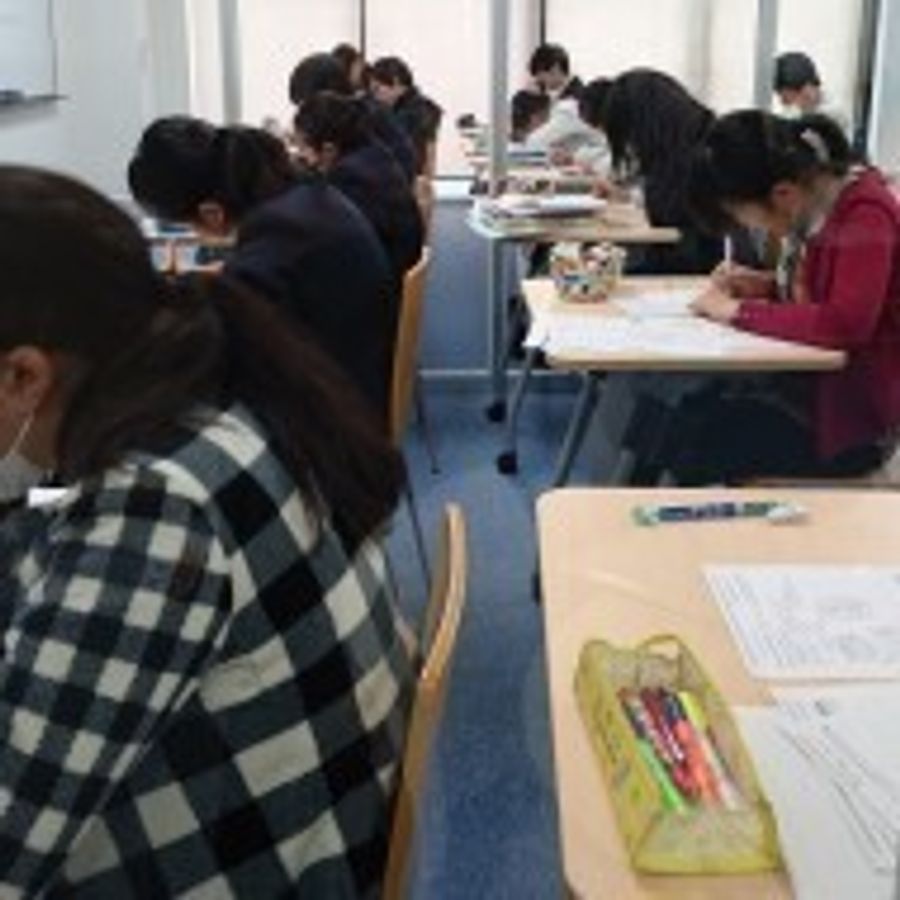 学塾MiRAi 教室 3