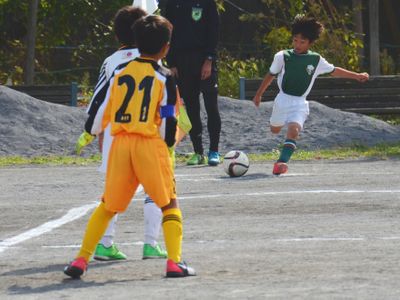 三木市 の子供向けサッカースクールを一挙公開 子供の習い事口コミ検索サイト コドモブースター 三木市 の子供向けサッカースクールを一挙公開 子供の習い事口コミ検索サイト コドモブースター