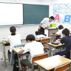 英進進学教室 教室 3