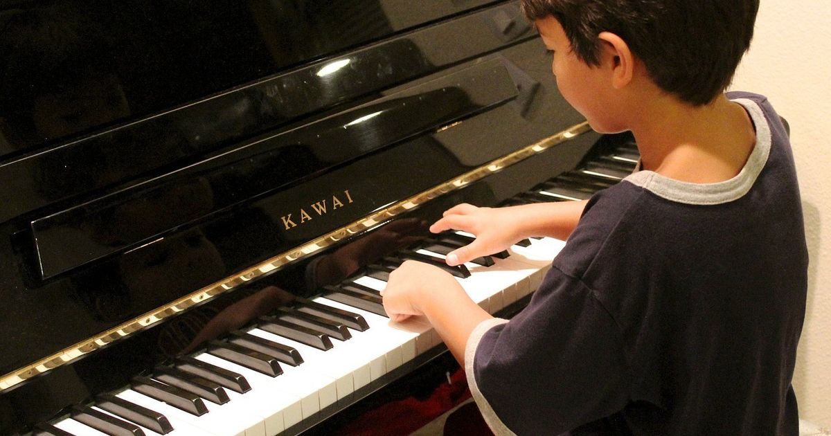 ピアノは男の子におすすめの習い事 何歳から メリットも 子供の習い事の体験申込はコドモブースター ピアノは男の子におすすめの習い事 何歳から メリットも 子供の習い事の体験申込はコドモブースター
