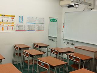 QUREOプログラミング教室【ベスト学院】 教室 4