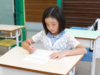 ガウディア 教室 1