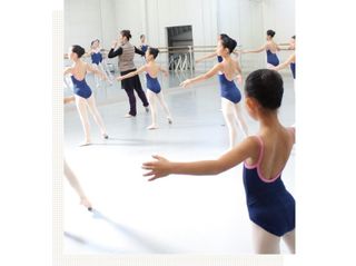 テアトル・ド・バレエカンパニー&アカデミー 教室 1