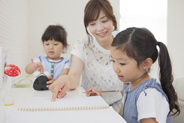 アクティブ英会話の料金は?英会話家庭教師の内容や評判