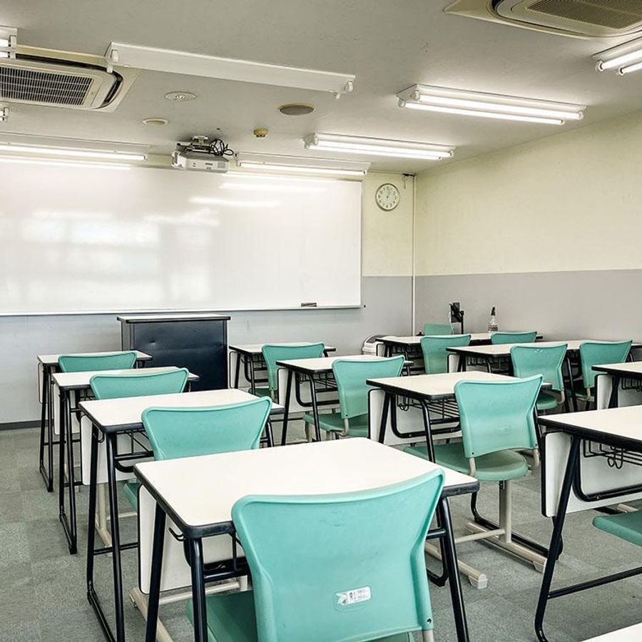 成基学園 教室 3