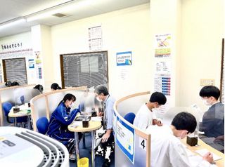 個別指導塾 トライプラス 教室 4
