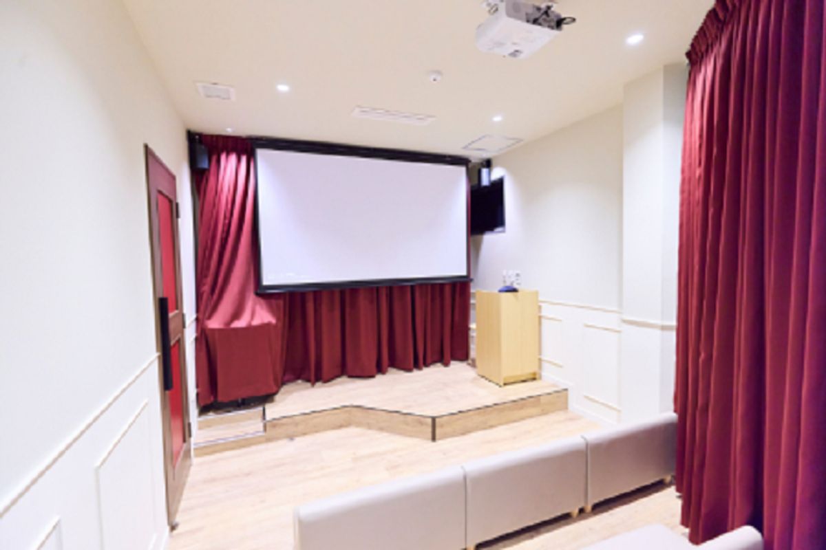 We Act!  馬事公苑6