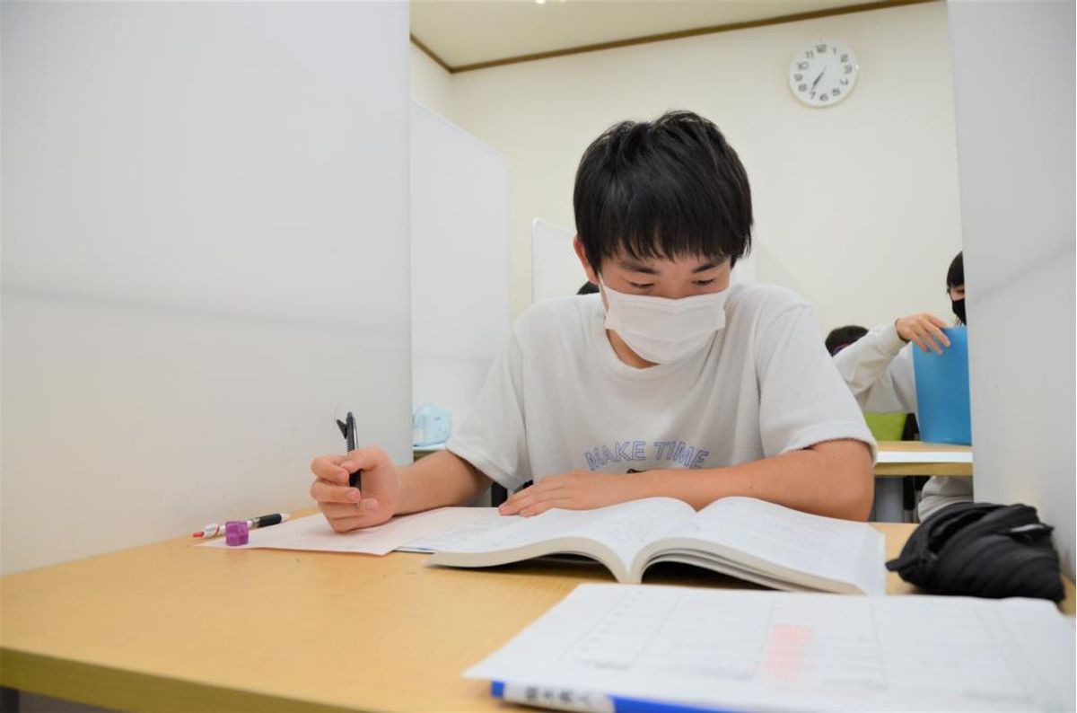個別指導のｏｎｅ塾 岡本校11