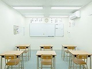 進学塾アクシア 教室 3