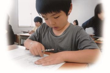 けんもくスクール 書写・書道コースの月謝は?幼少期から綺麗な文字を身につけよう!