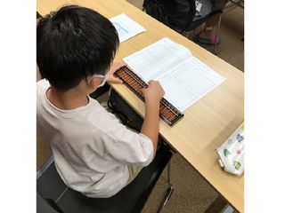そろばん教室 がりれお先⽣ 教室 4