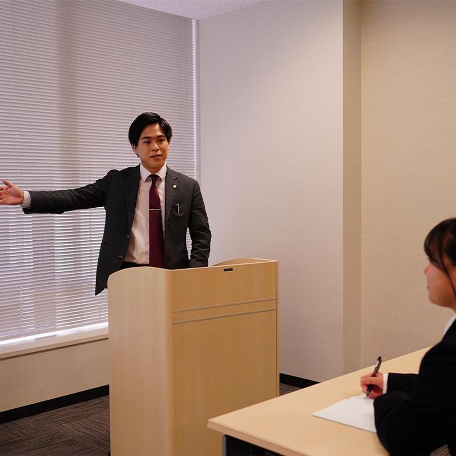 ホワイトアカデミー【総合型選抜並びに推薦入試の対策塾】 教室 1