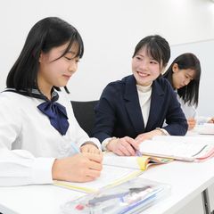 興学社学園 個別指導Wings 教室 3