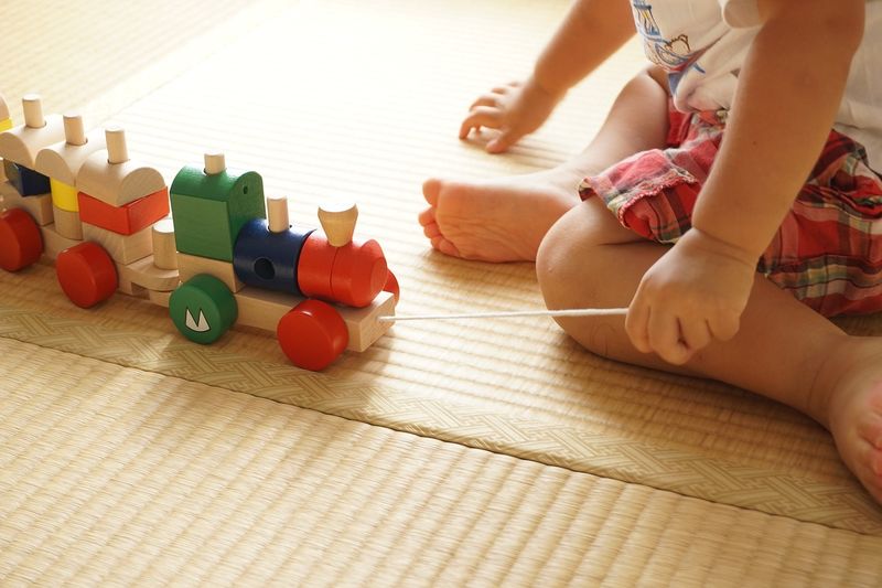 2歳児におすすめ人気の知育玩具30選！英語も学べる