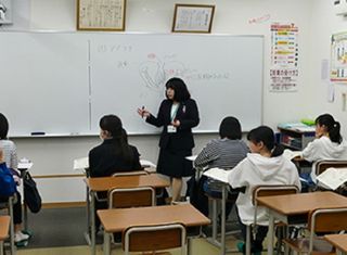 QUREOプログラミング教室【ベスト学院】 教室 2