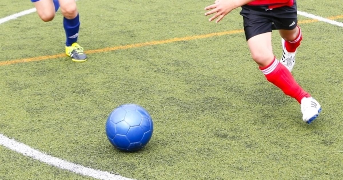 小学生のためのサッカートレーニング法 上達する練習メニューとは 子供の習い事の体験申込はコドモブースター