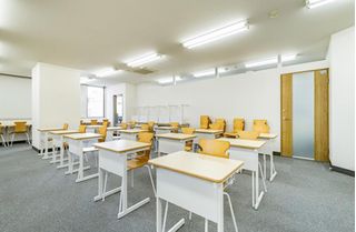 坪田塾【既卒生（浪人生・高卒生）コース】 町田校8