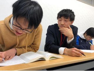 個別指導 スクールIE 教室 3