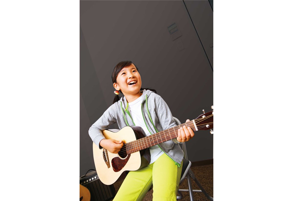 新響楽器 小学生ギター教室 教室 1