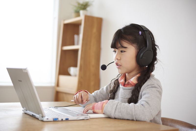 LEARNieはグループレッスンのオンライン英会話!料金や内容は?