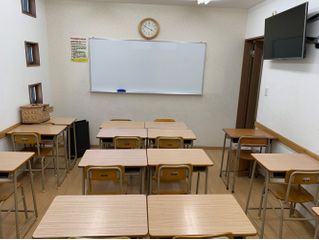 進学の名門 育志館 教室 1