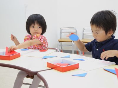 講談社すこやか教室の月謝をチェック!オリジナル教材と多彩な割引制度も魅力