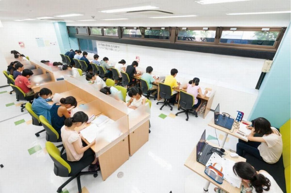 馬渕教室(高校受験) 六甲道校4