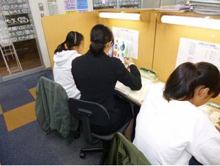 個別指導 スクールIE 教室 2