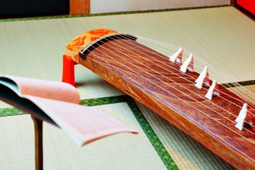 子供の習い事に琴を選ぶメリット・デメリットは?月謝相場や平均費用も合わせて紹介