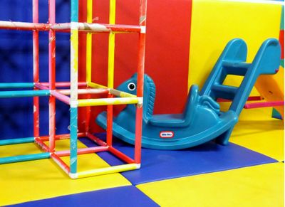 色がもたらす知育効果とは?色で子供の個性を伸ばそう!