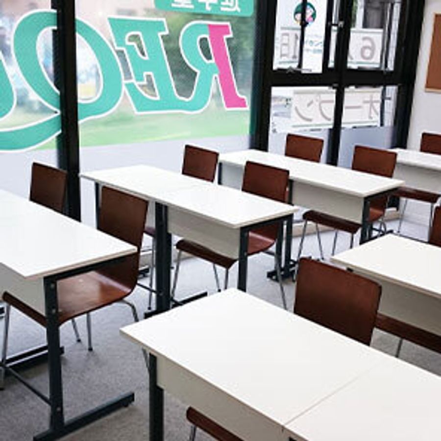 進学塾ＲＥＱＵＡ 教室 4