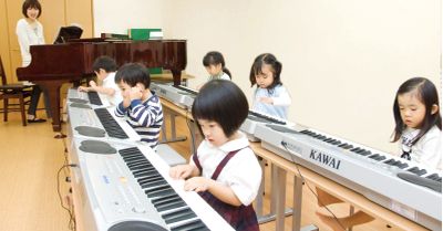 カワイ音楽教室 リトミックコース イオン姫路大津の４歳のためのピコルわーるど（見学会）