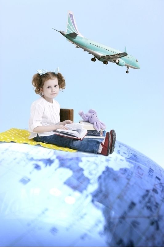 ホームリンガルでバイリンガルに!嬉しい送迎&シッターサービスも