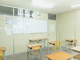 進学塾アクシア 教室 2
