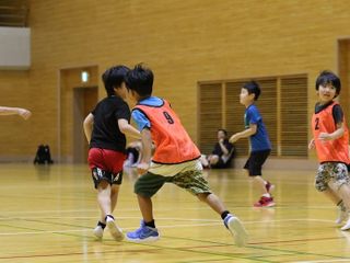 笑顔と成長のバスケ教室Tanza 検見川総合運動場4
