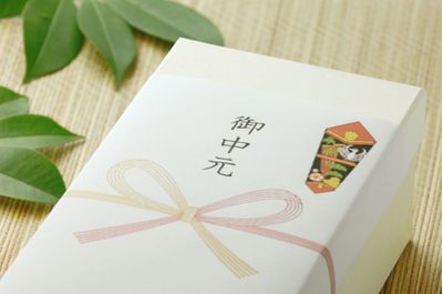 子供の習い事の先生にお中元・お歳暮は送るべき?相場はどのくらい?