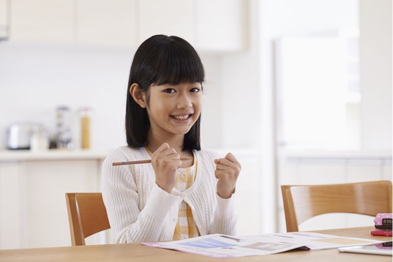 Z会小学生向けコース3年生 はシンプルな教材で学力を伸ばす 子供の習い事の体験申込はコドモブースター Z会小学生向けコース3年生 はシンプルな教材で学力を伸ばす 子供の習い事の体験申込はコドモブースター