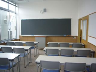 京進の大学受験TOPΣ 教室 2