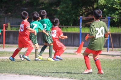 中央区エリアで通う子供のサッカースクール4選。仲間の大切さも学ぼう！
