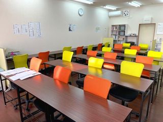 個別指導塾あすがく 教室 2