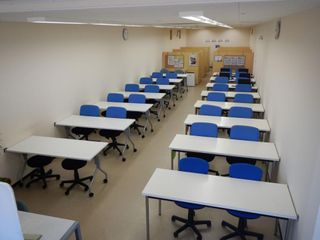 個別指導塾 トライプラス 豊田大林校3